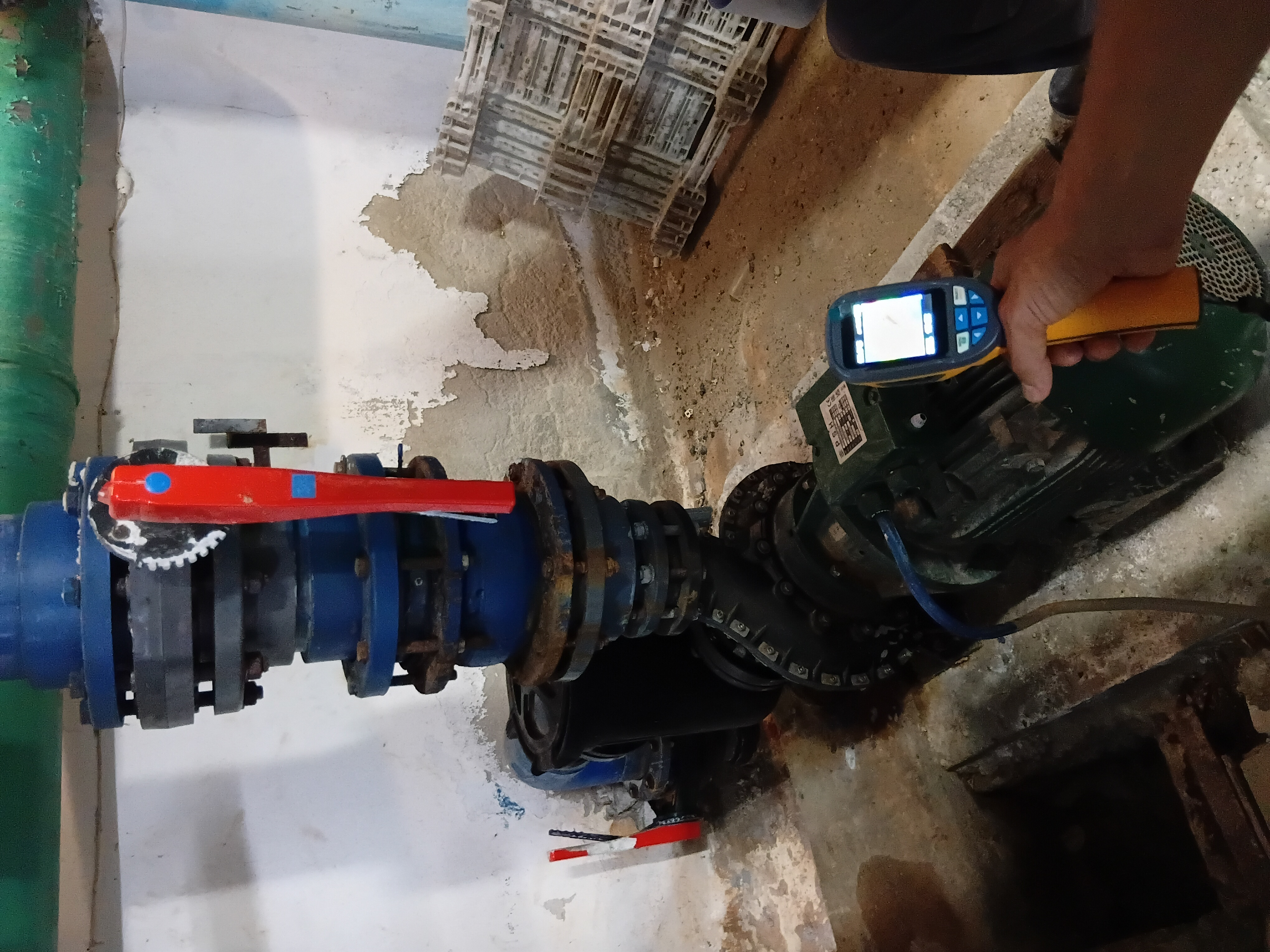 Maintenance préventive des pompes d'une piscine